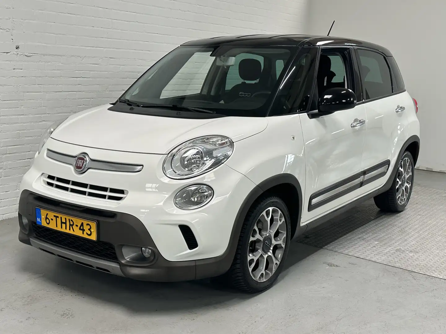 Fiat 500L 0.9 TwinAir Trekking CLIMA / CRUISE / TREKHAAK / S Wit - 1