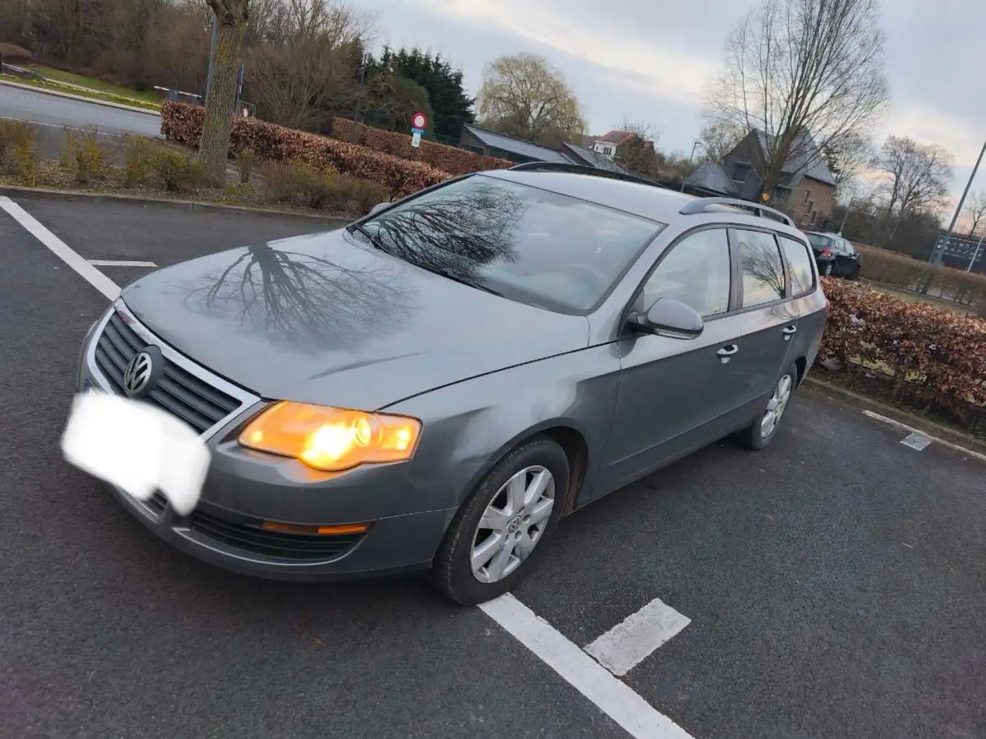 Volkswagen Passat - 2
