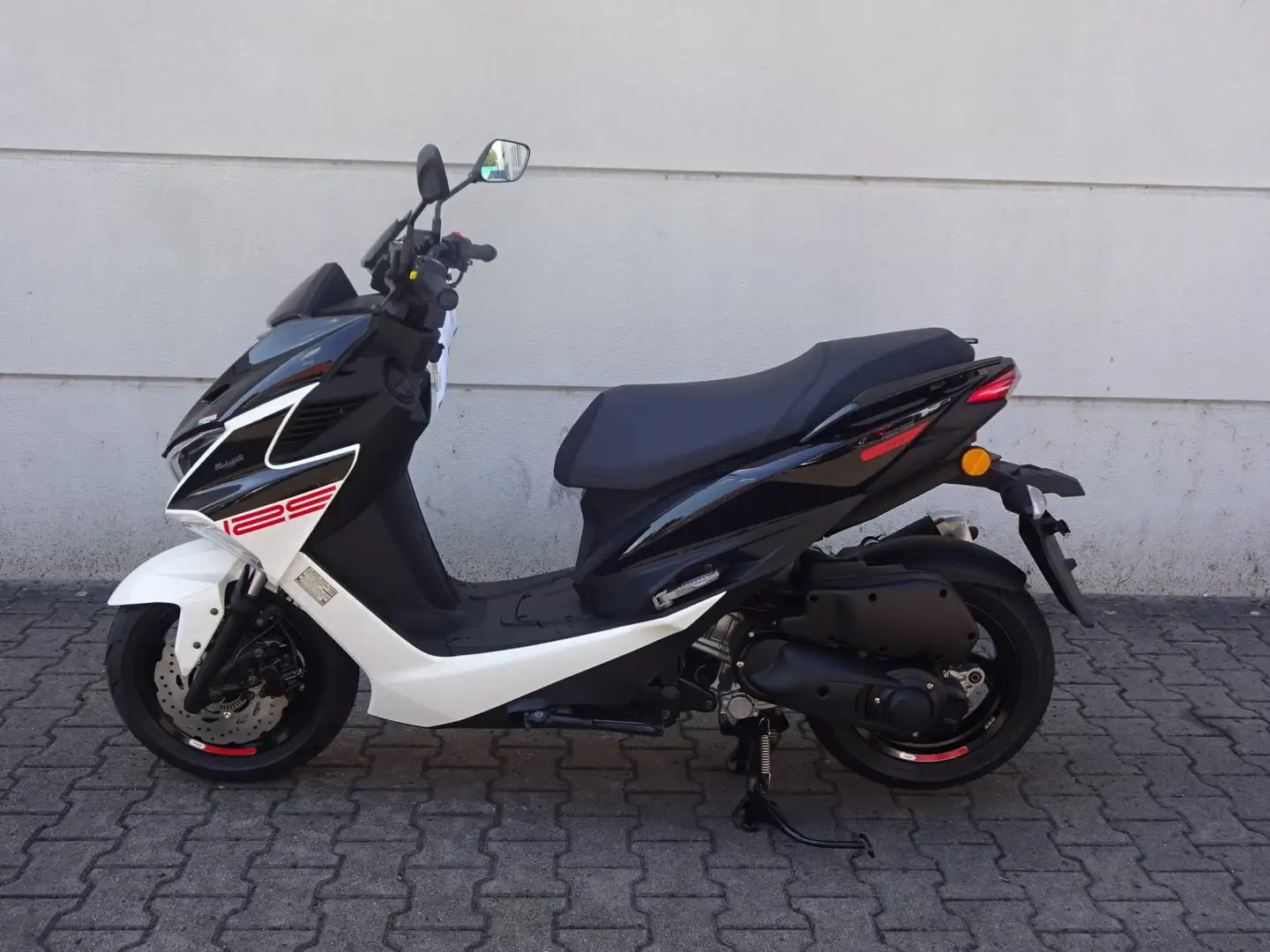 Malaguti Mission 125 ABS EURO5 Wit - 2