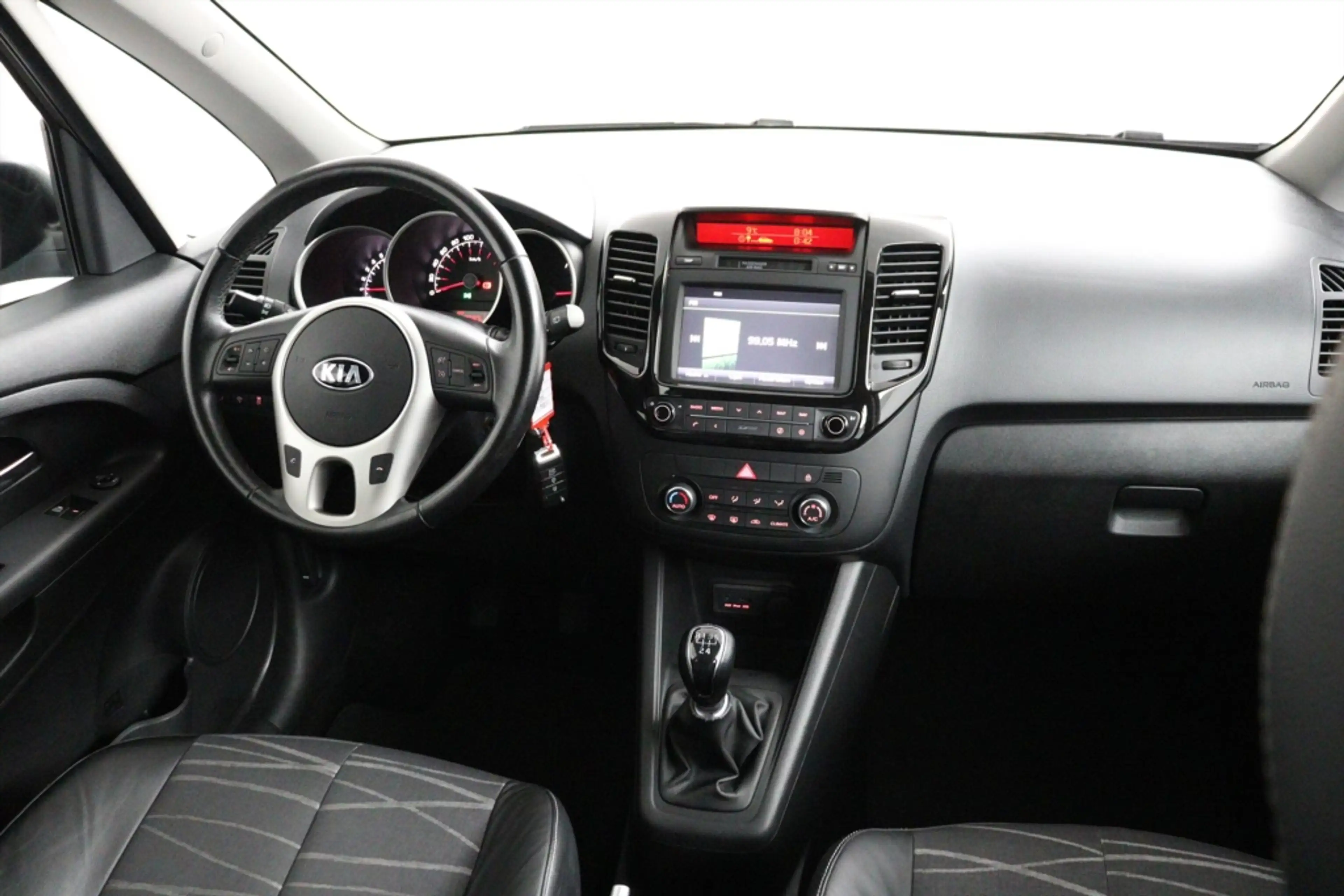 Kia Venga 1.4 CVVT DYNAMICPLUSLINE ECC/CRUISE/NAV/CAMERA/PAR — photo 43