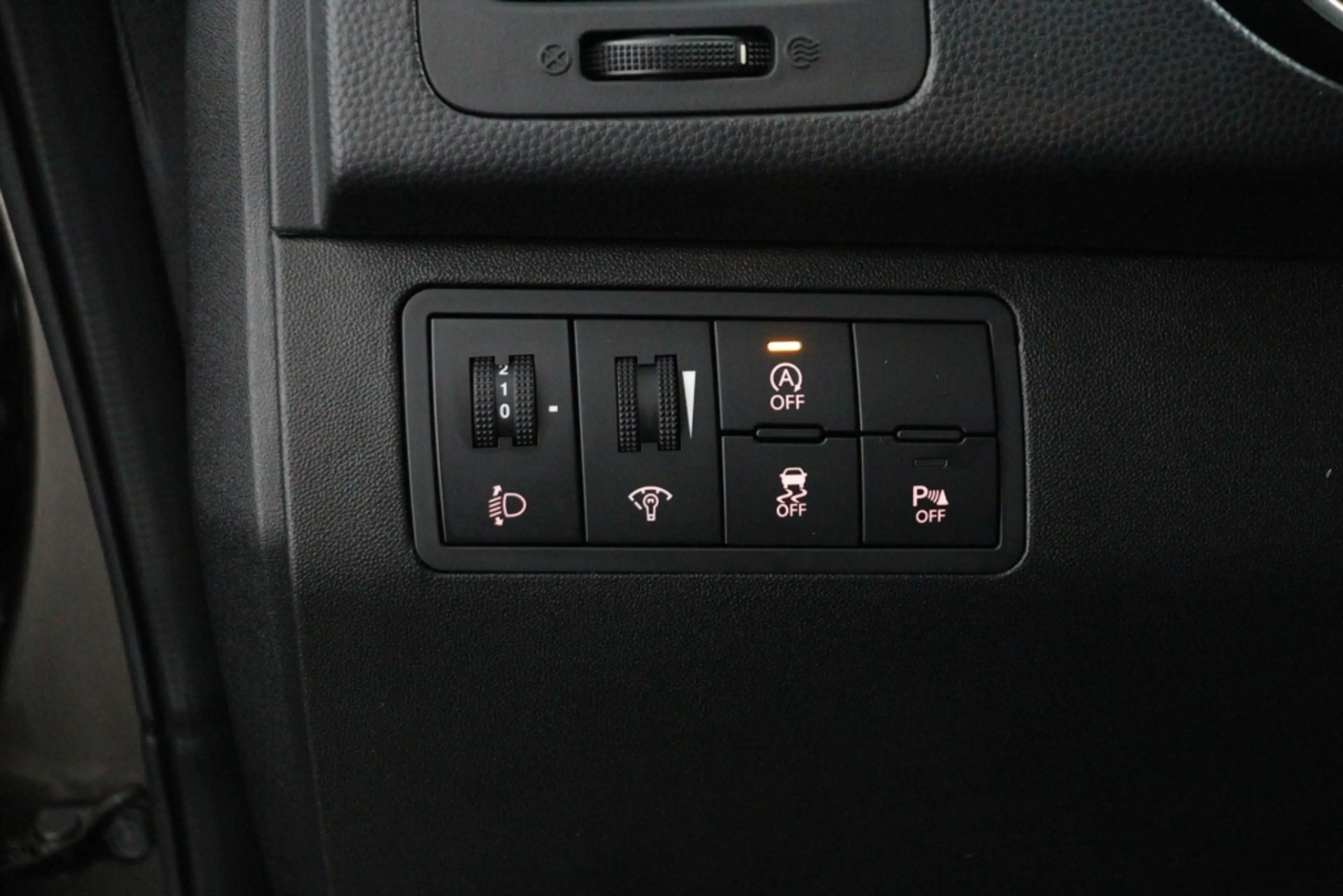 Kia Venga 1.4 CVVT DYNAMICPLUSLINE ECC/CRUISE/NAV/CAMERA/PAR — photo 26