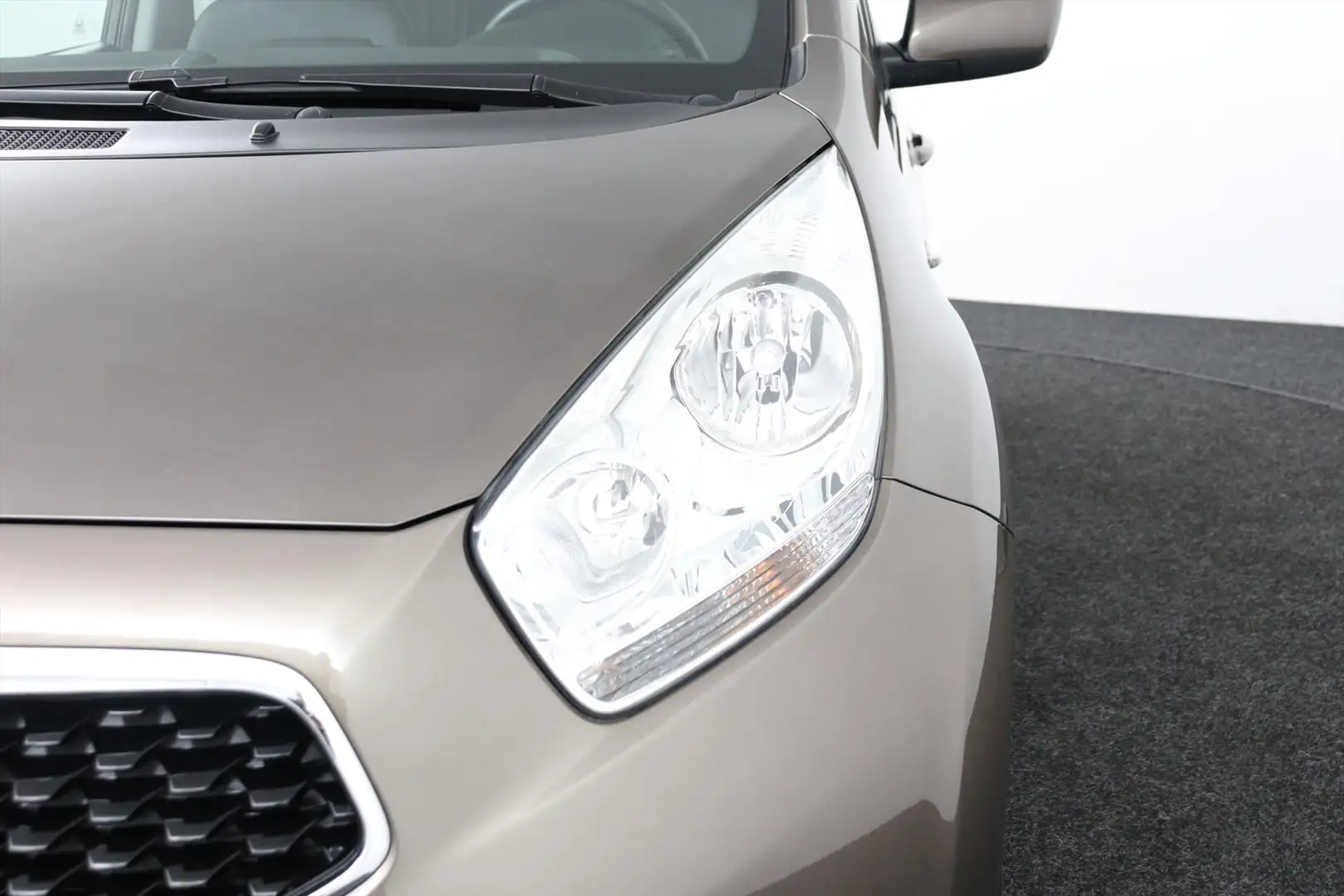 Kia Venga 1.4 CVVT DYNAMICPLUSLINE ECC/CRUISE/NAV/CAMERA/PAR Braun - 2