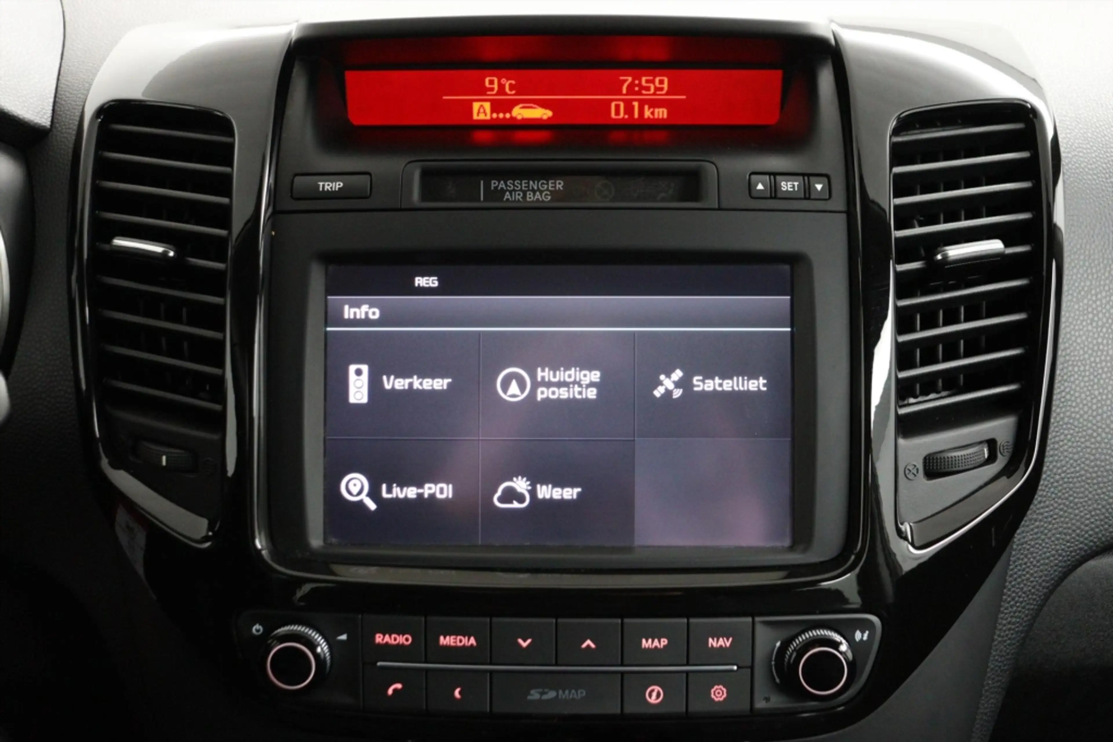 Kia Venga 1.4 CVVT DYNAMICPLUSLINE ECC/CRUISE/NAV/CAMERA/PAR — photo 40