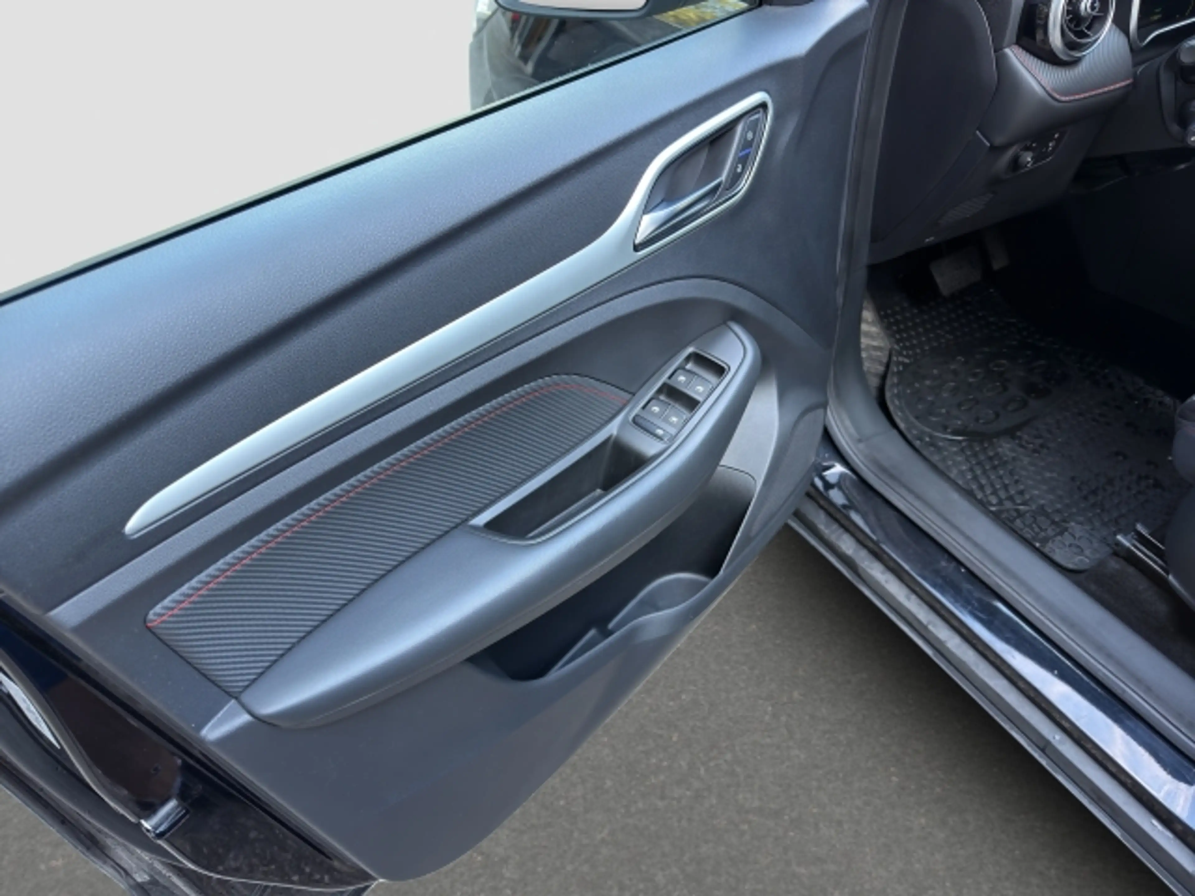 MG ZS ZS EV Comfort 72kwH — photo 14