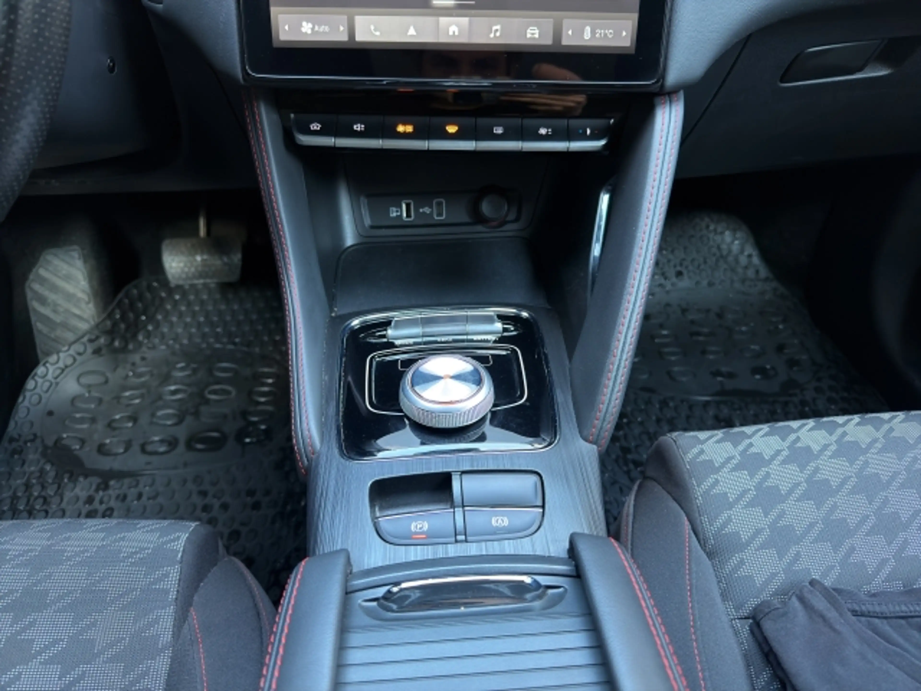 MG ZS ZS EV Comfort 72kwH — photo 11