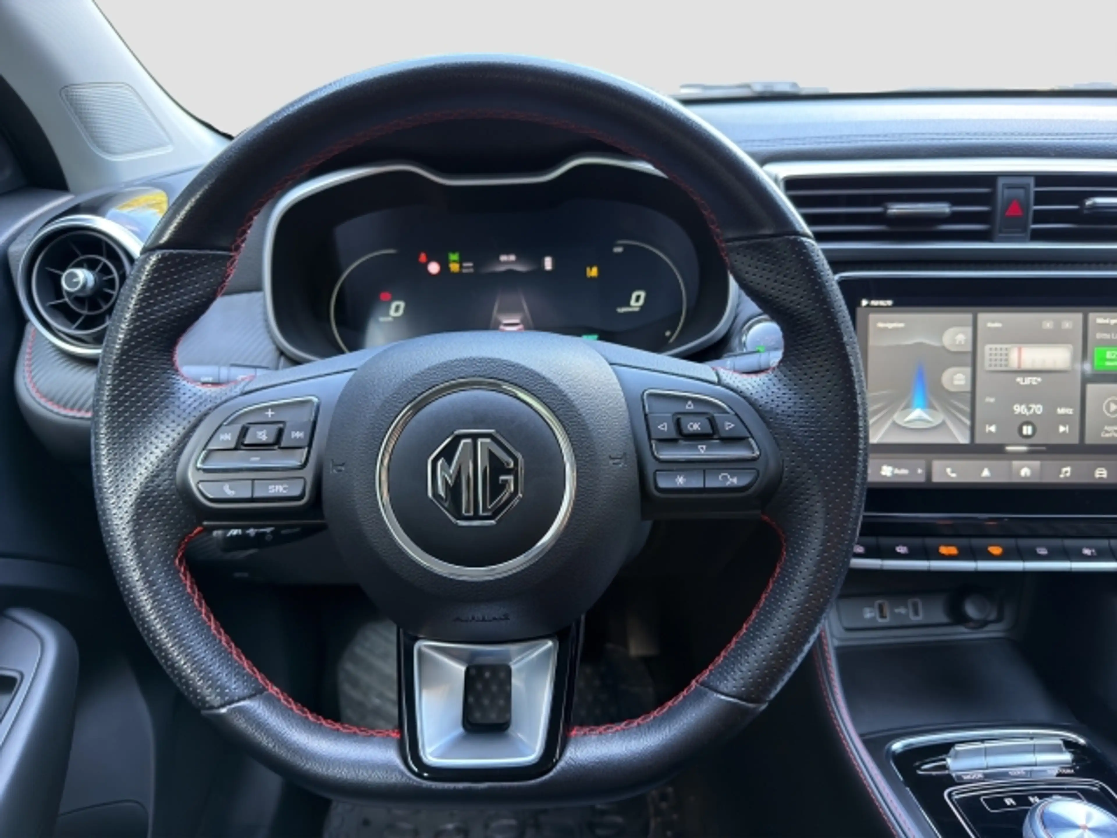 MG ZS ZS EV Comfort 72kwH — photo 7