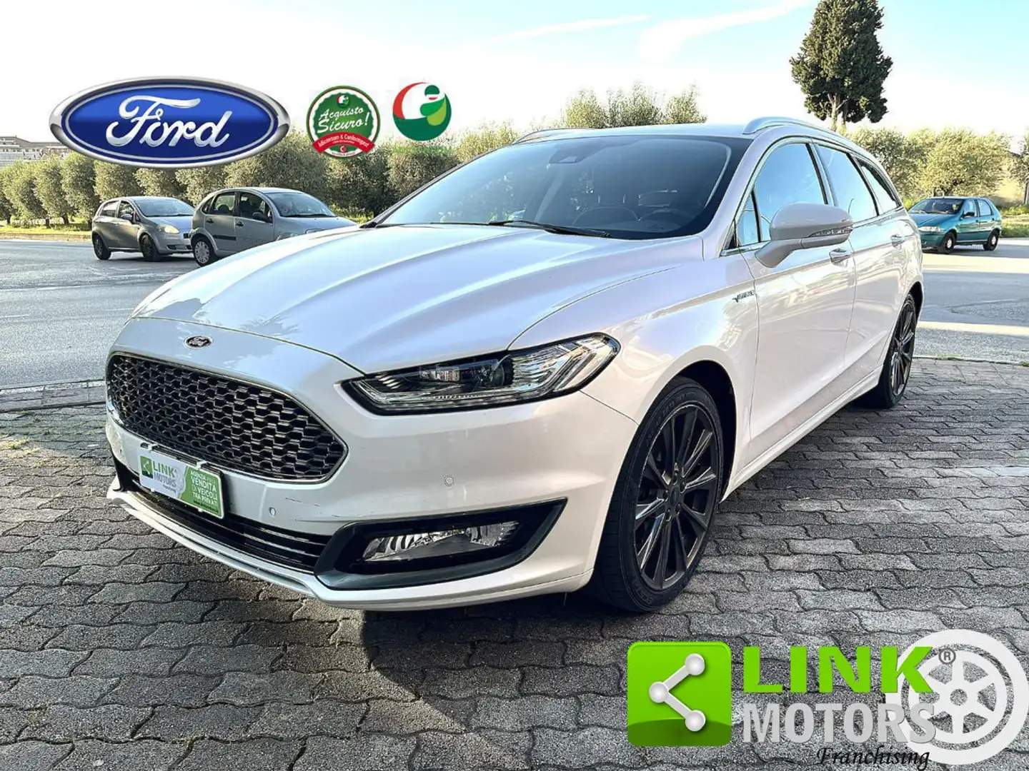 Ford Mondeo 2.0 TDCi 150 CV S&S 5 porte Vignale Blanc - 1