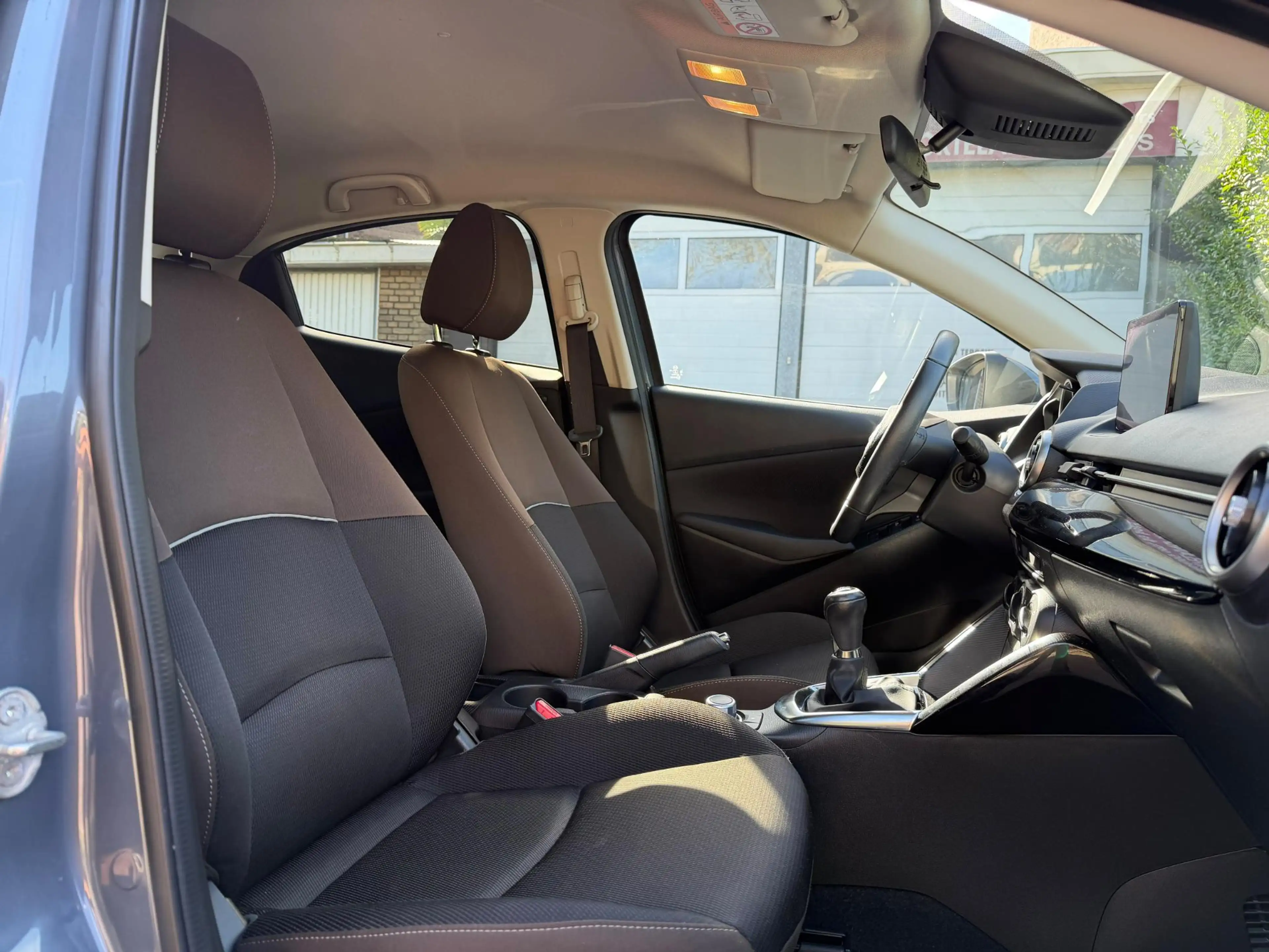Mazda 2 1.5 Skyactiv-G Comfort — photo 16