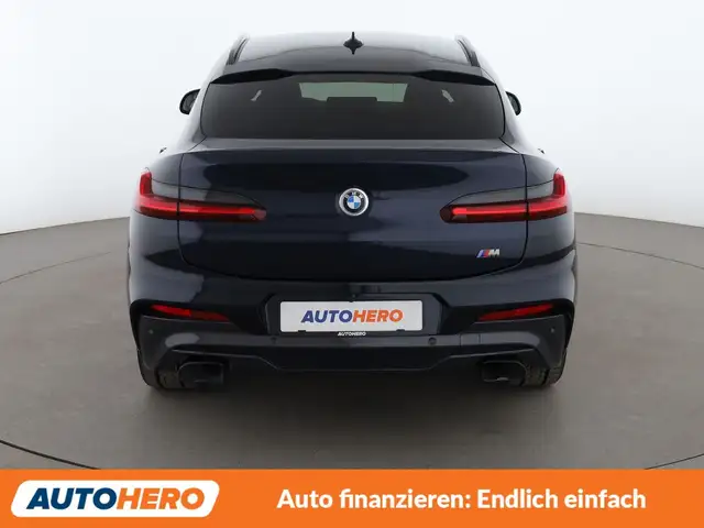 BMW X4 view 5