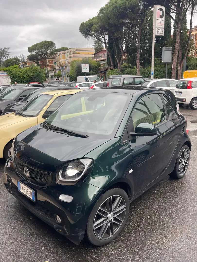 smart forTwo 0.9 t British Green 90cv twinamic Verde - 1