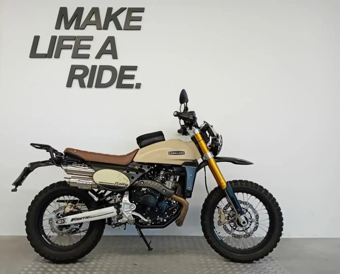 Fantic Caballero 500 RALLY Beżowy - 1