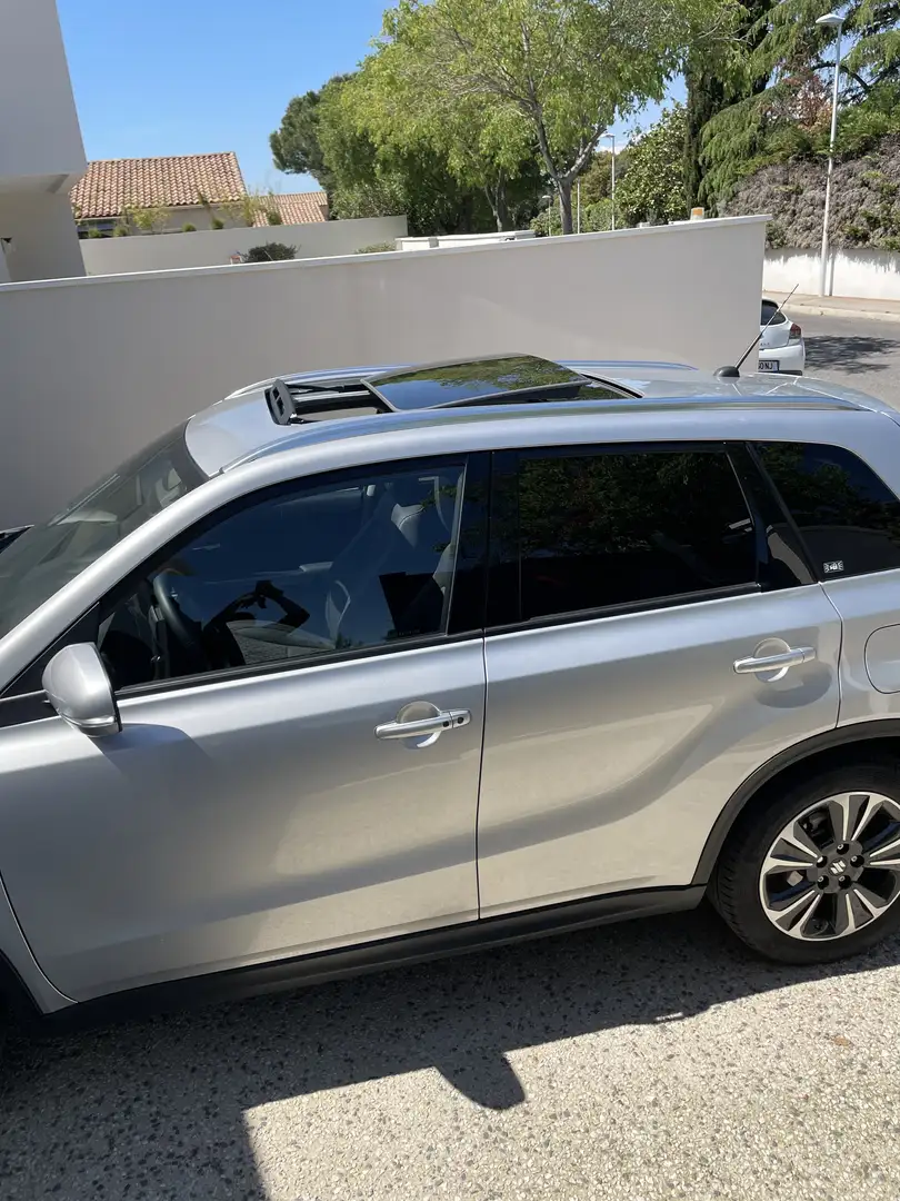Suzuki Vitara 1.4 Boosterjet Hybrid Auto Style - 2