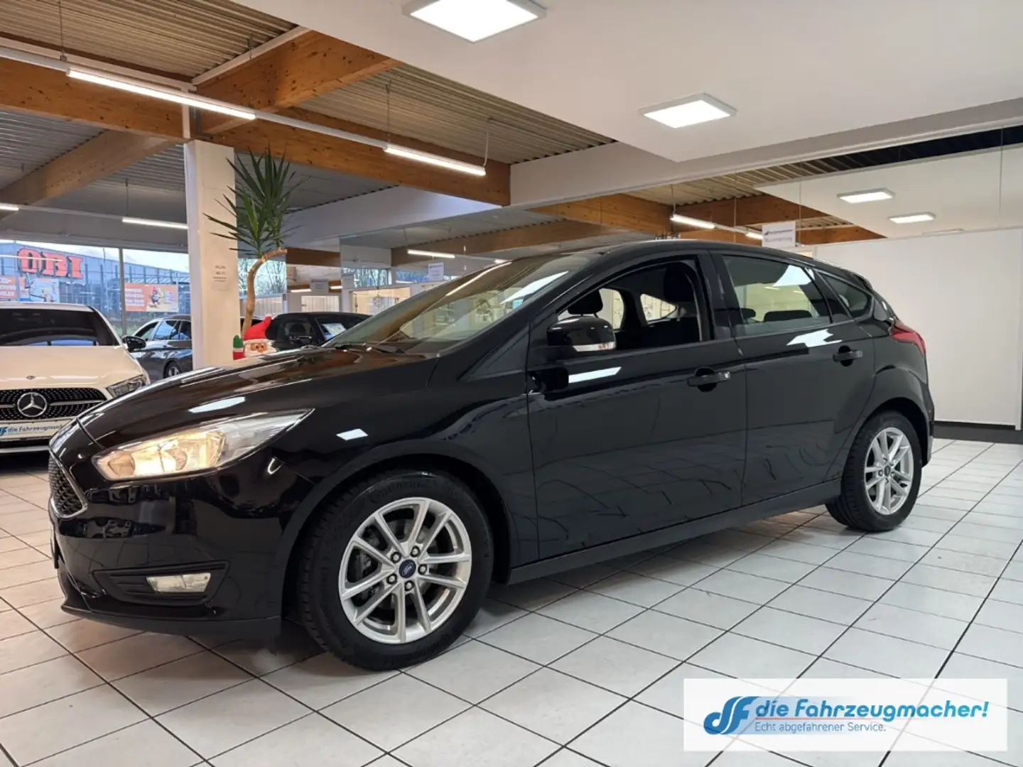 Ford Focus Business CarPlay Zahnriemen neu Mehrzonenklima WLA Schwarz - 2