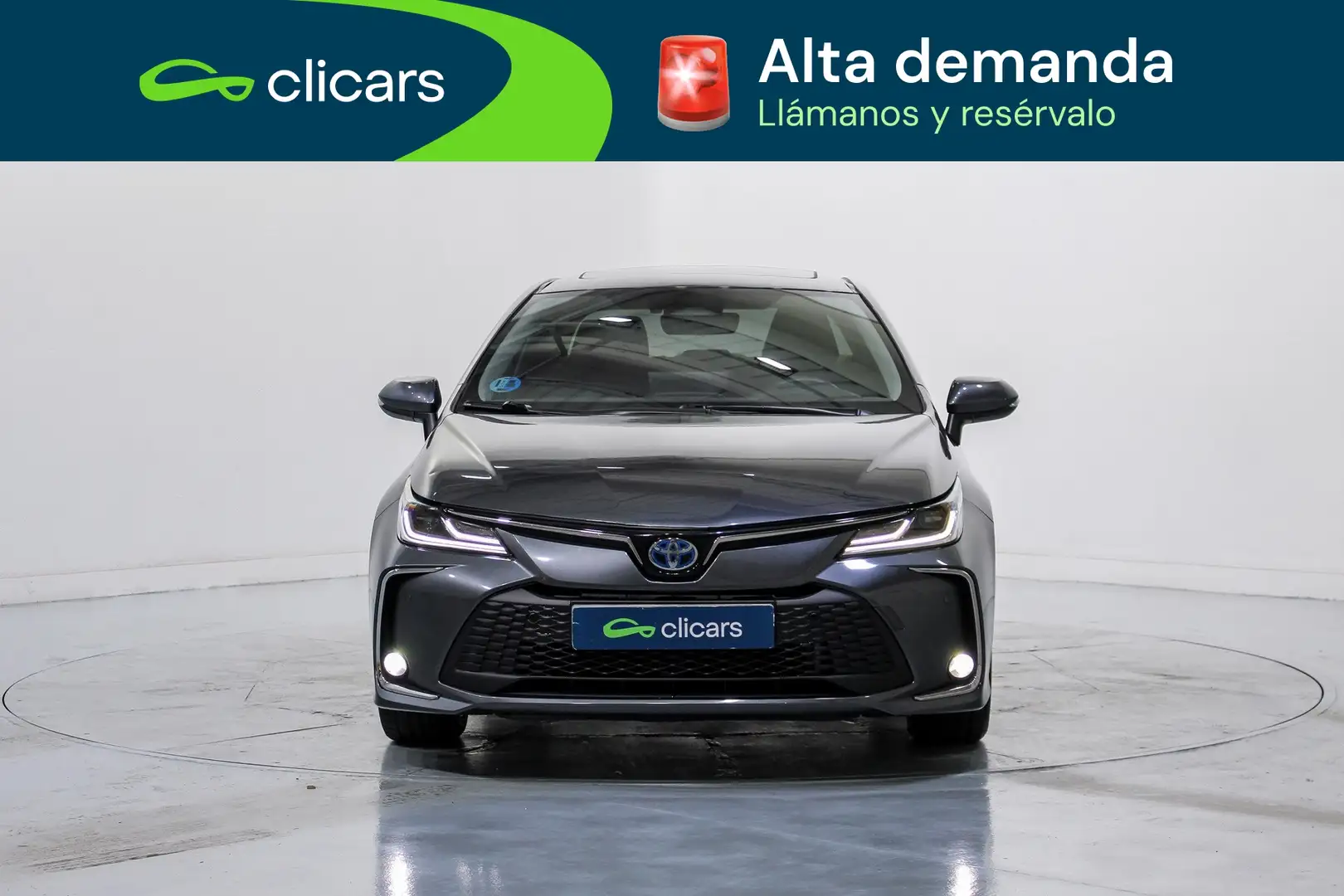 Toyota Corolla Sedán 140H Style Plus Gris - 2