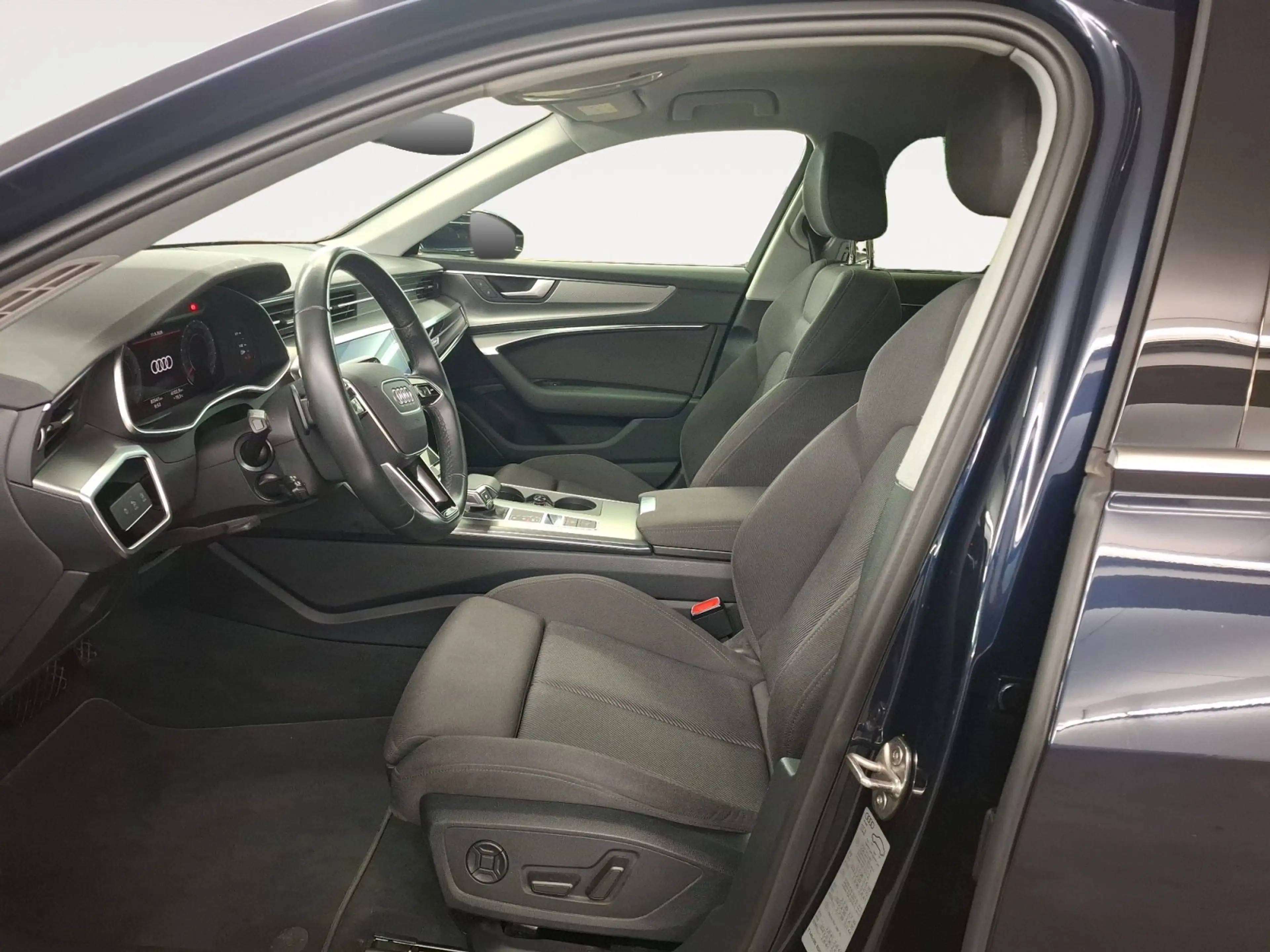 Audi A6 Avant 40 TDI quattro sport AHK Matrix ACC 20´´ — photo 7
