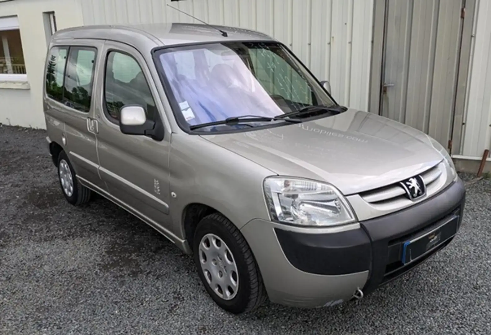 Peugeot Partner Partner 1.6e 16V 110 ch  Zénith Gris - 2