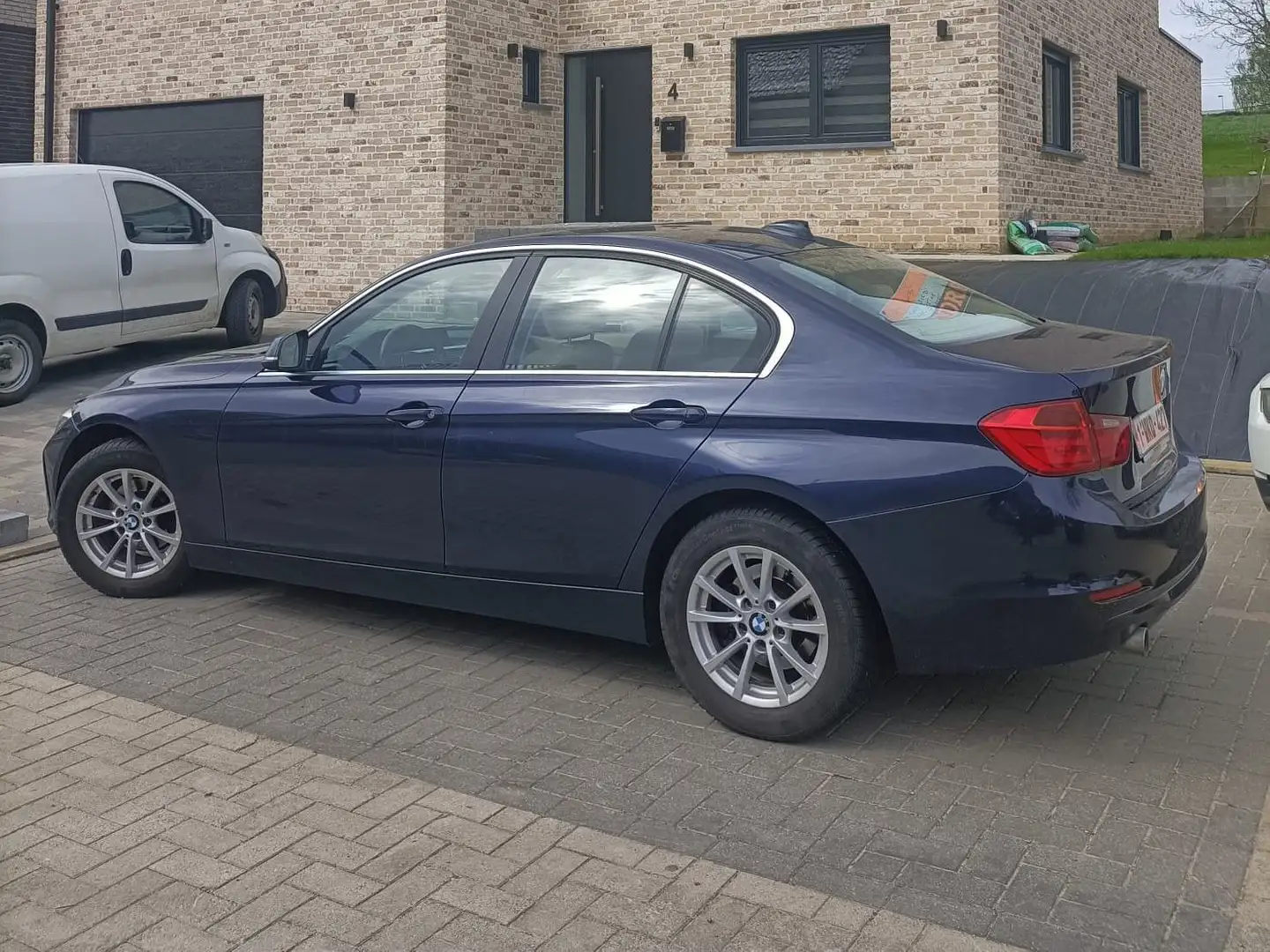 BMW 316 316 d Modrá - 2