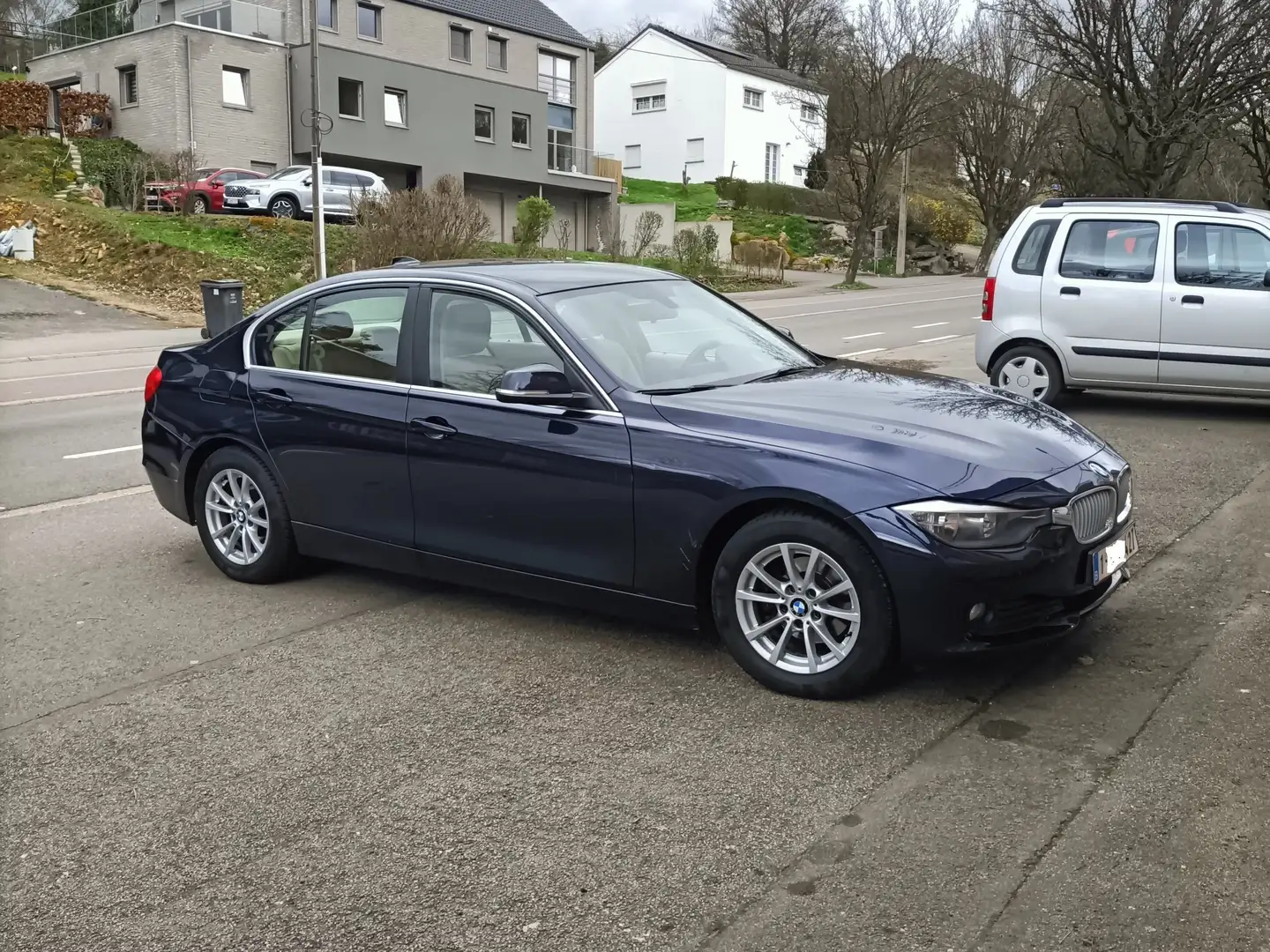 BMW 316 316 d Modrá - 1