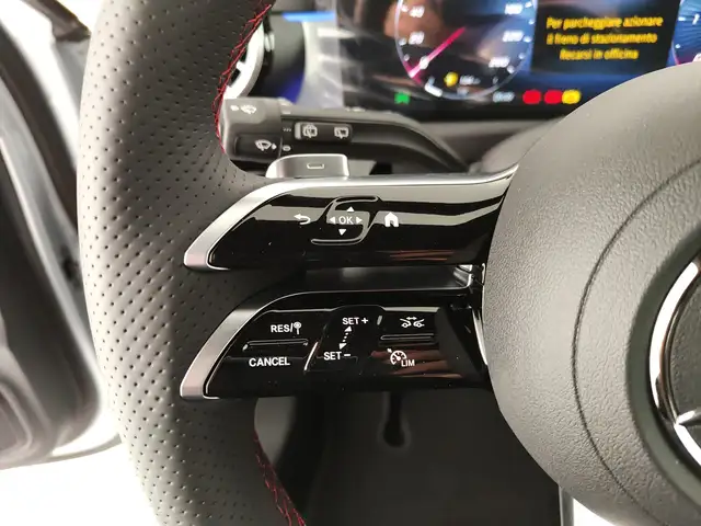 Mercedes-Benz A Class view 14