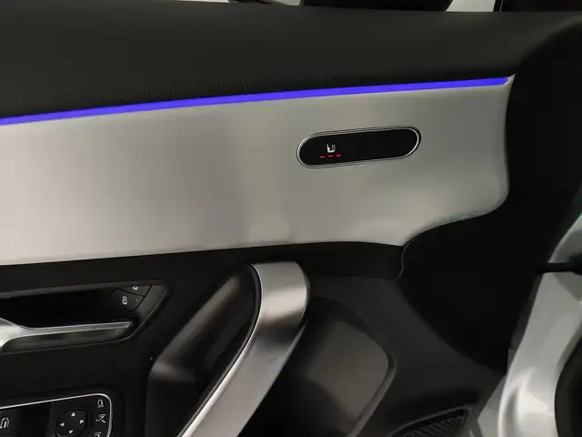 Mercedes-Benz A Class view 12