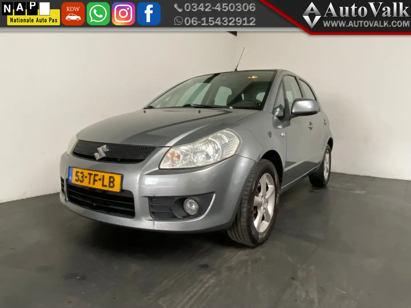 Suzuki SX4 1.6 Exclusive Gris - 1