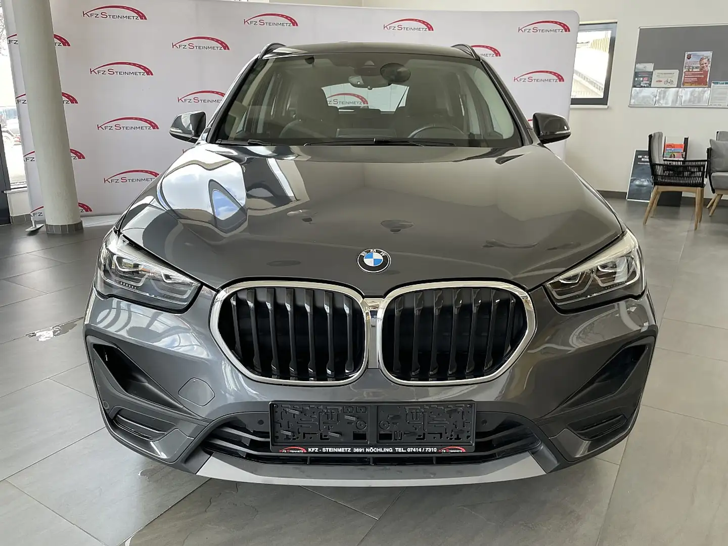 BMW X1 sDrive18d Aut. LED, HUD Gris - 2