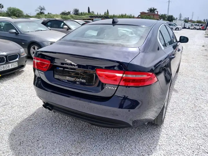 Jaguar XE 2.0 Diesel Prestige 2016, foto 2