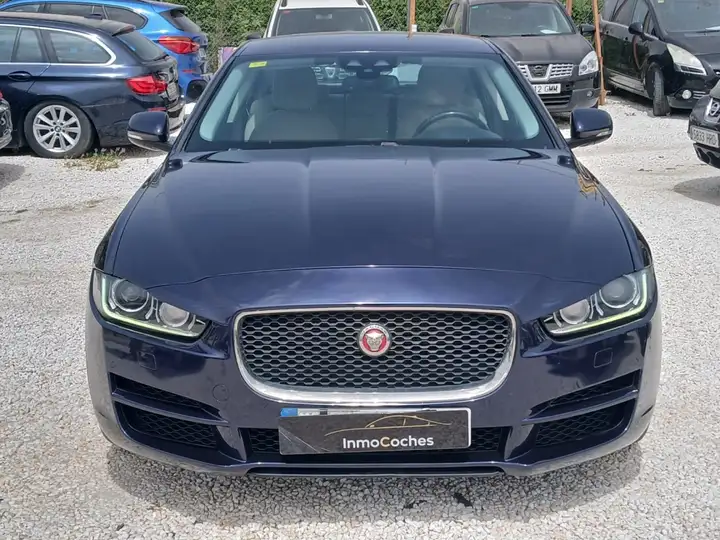Jaguar XE 2.0 Diesel Prestige 2016, foto 8
