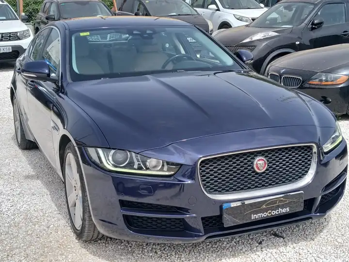 Jaguar XE 2.0 Diesel Prestige 2016, foto 4