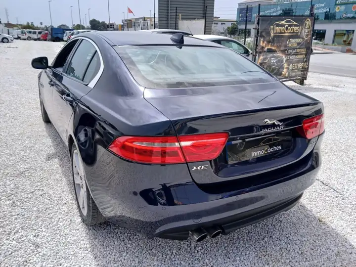 Jaguar XE 2.0 Diesel Prestige 2016, foto 6