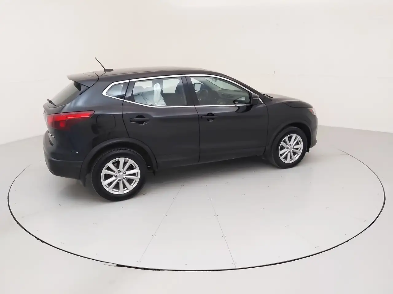 Nissan Qashqai снимка Nissan Qashqai