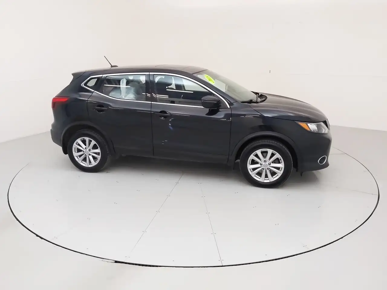 Nissan Qashqai снимка Nissan Qashqai