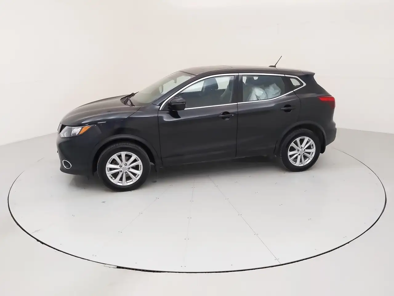 Nissan Qashqai снимка Nissan Qashqai