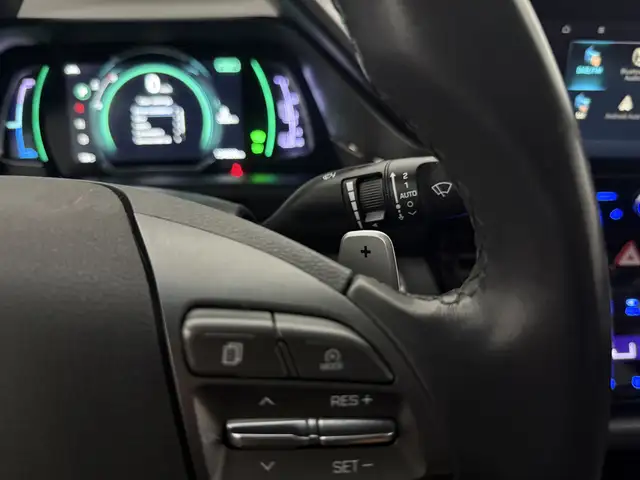 Hyundai Ioniq view 29