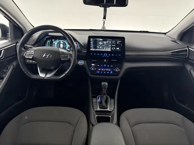 Hyundai Ioniq view 2
