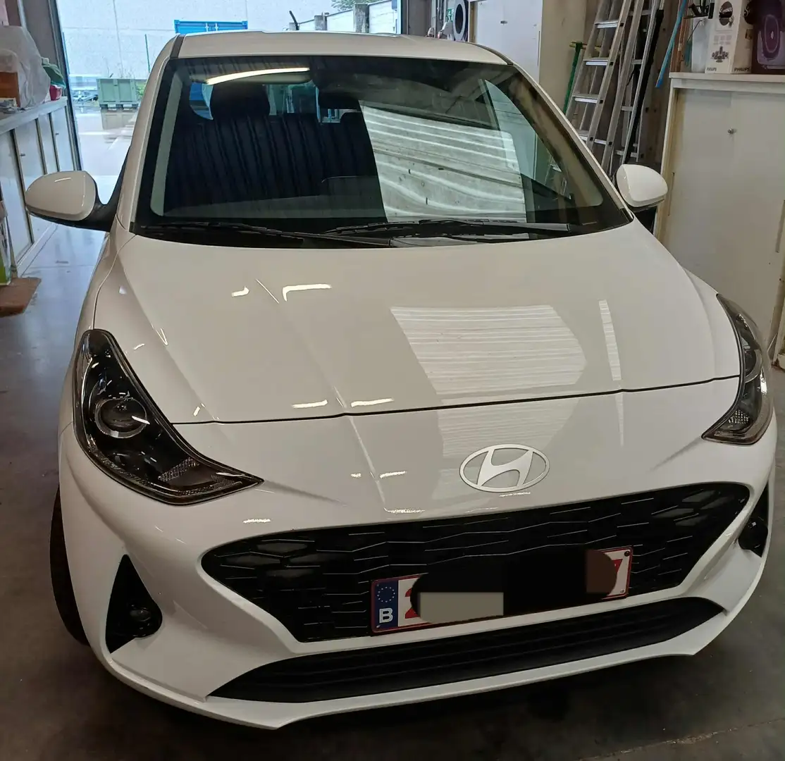 Hyundai i10 i10 5d 1.0 67 A5 SKY Wit - 1