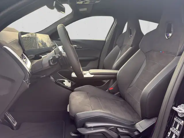 BMW X2 view 8