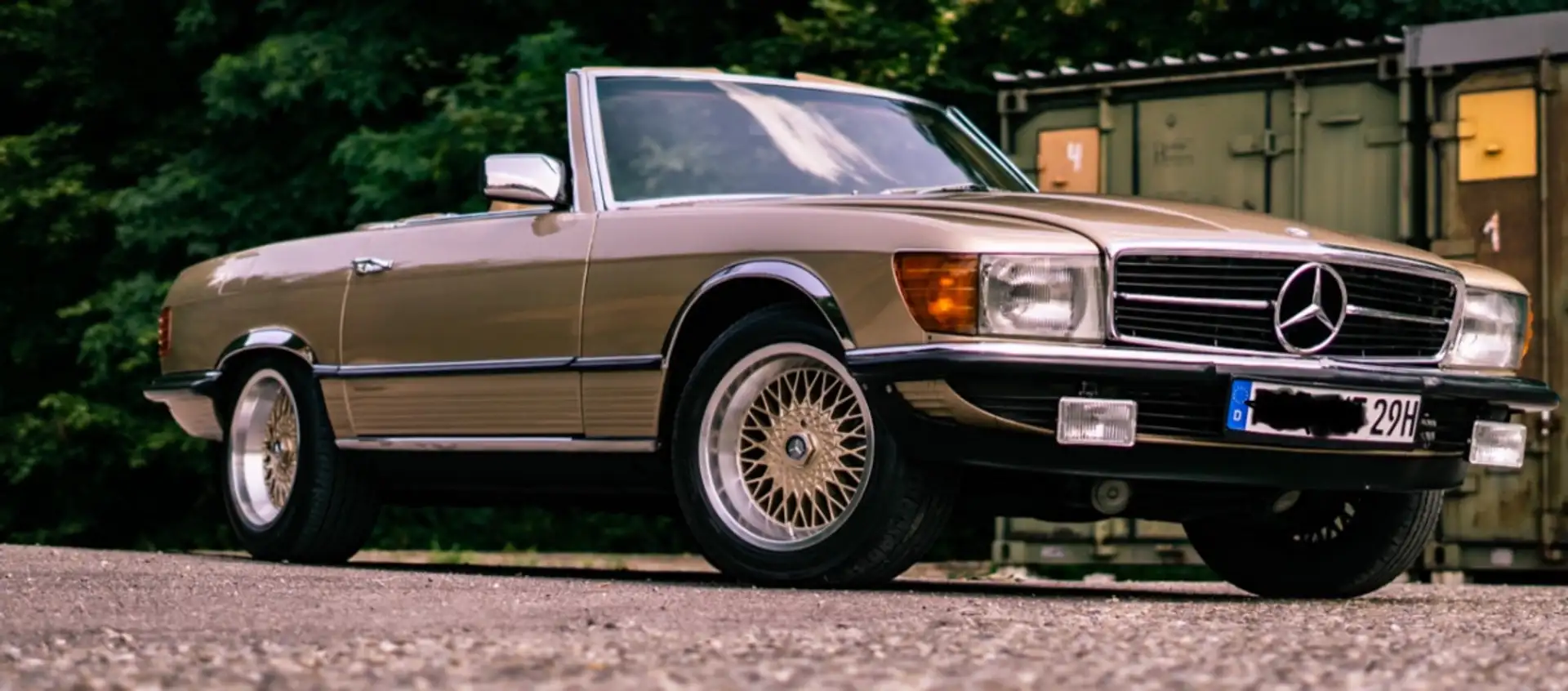 Mercedes-Benz SL 280 Mercedes 107 SL Arany - 1