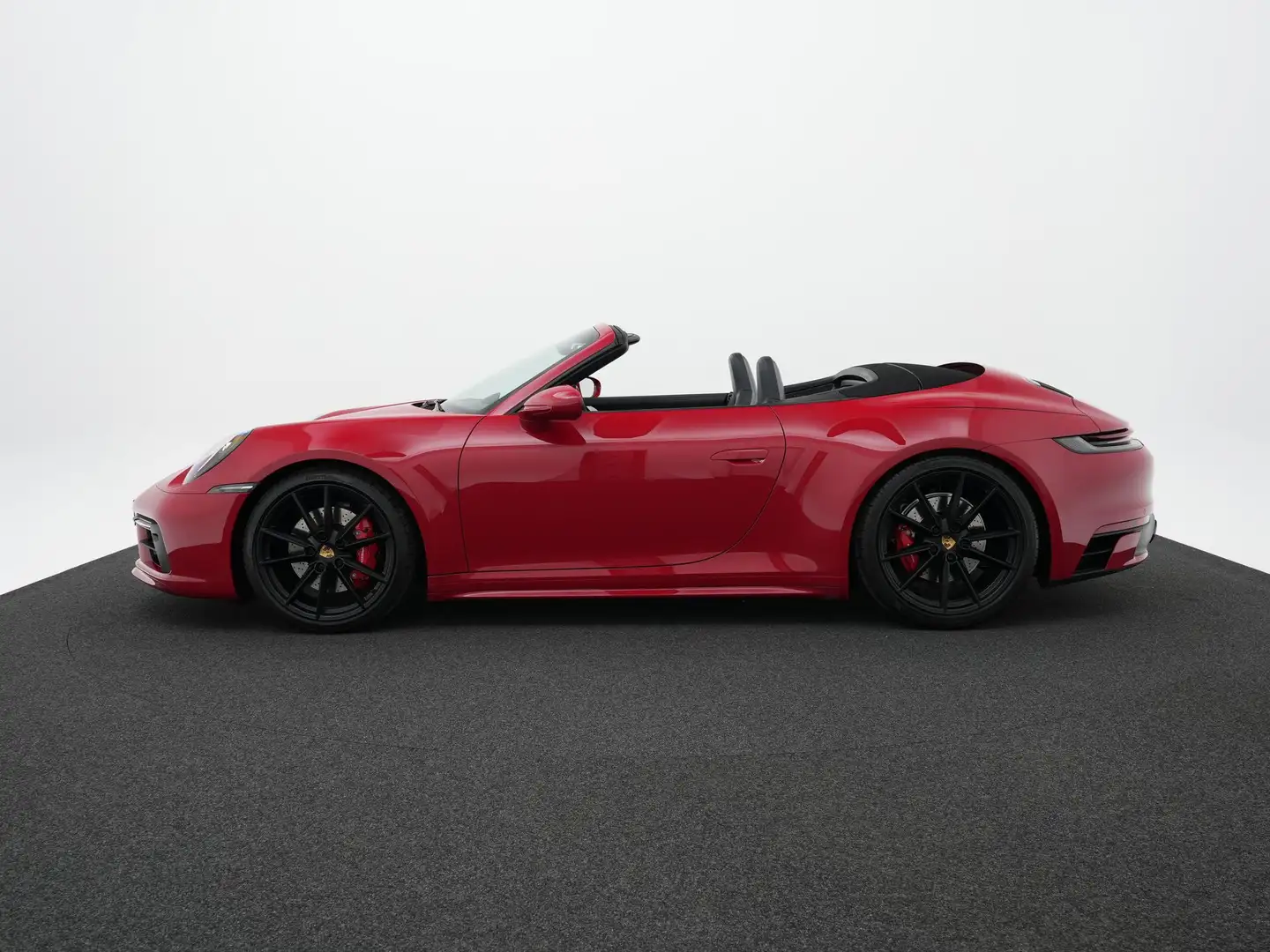 Porsche 992 Carrera 4S Cabriolet Rosso - 2