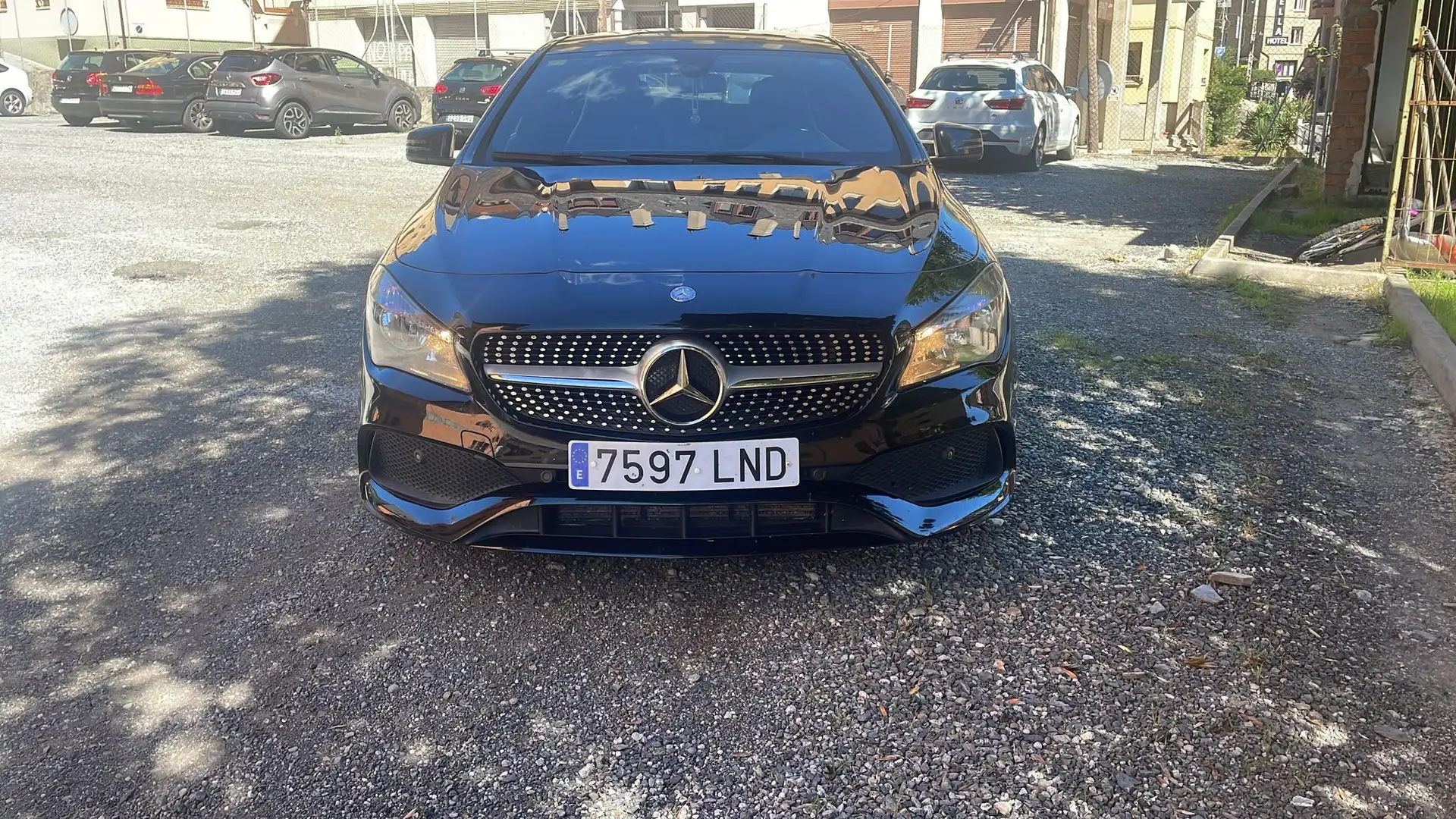 Mercedes-Benz CLA 220 Shooting Brake 220d AMG Line 7G-DCT - 1