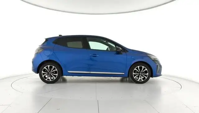 Renault Clio view 9