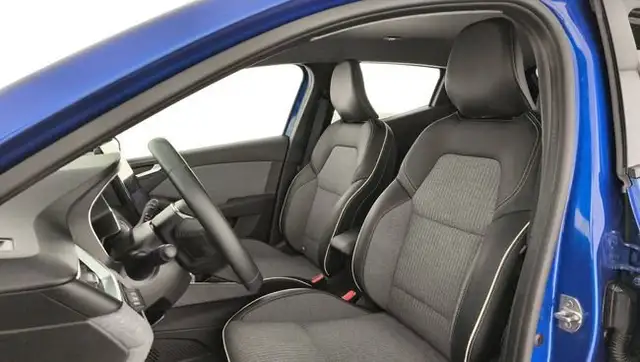 Renault Clio view 11