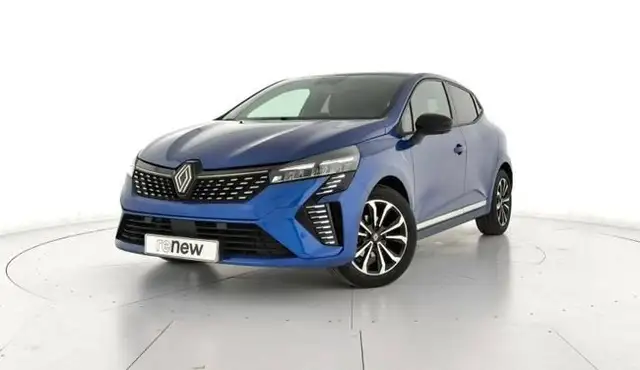 2025 Renault Clio in Blue for sale