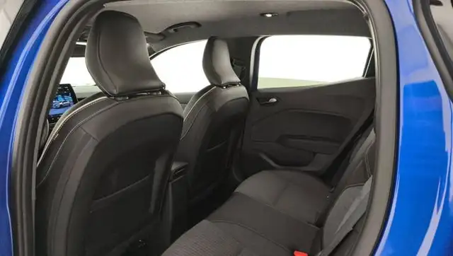Renault Clio view 3