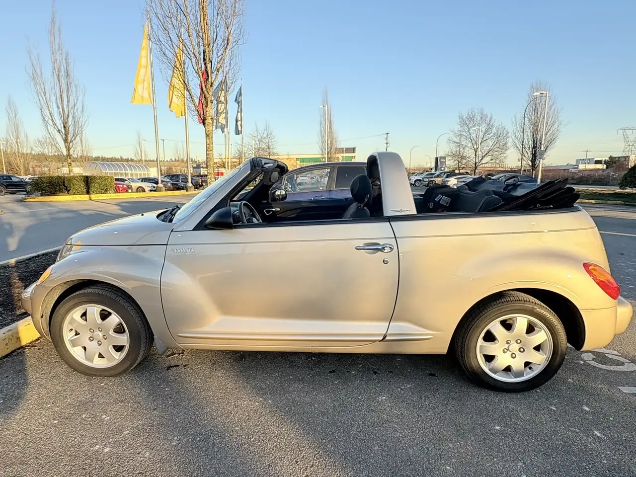 Chrysler PT Cruiser снимка Chrysler PT Cruiser