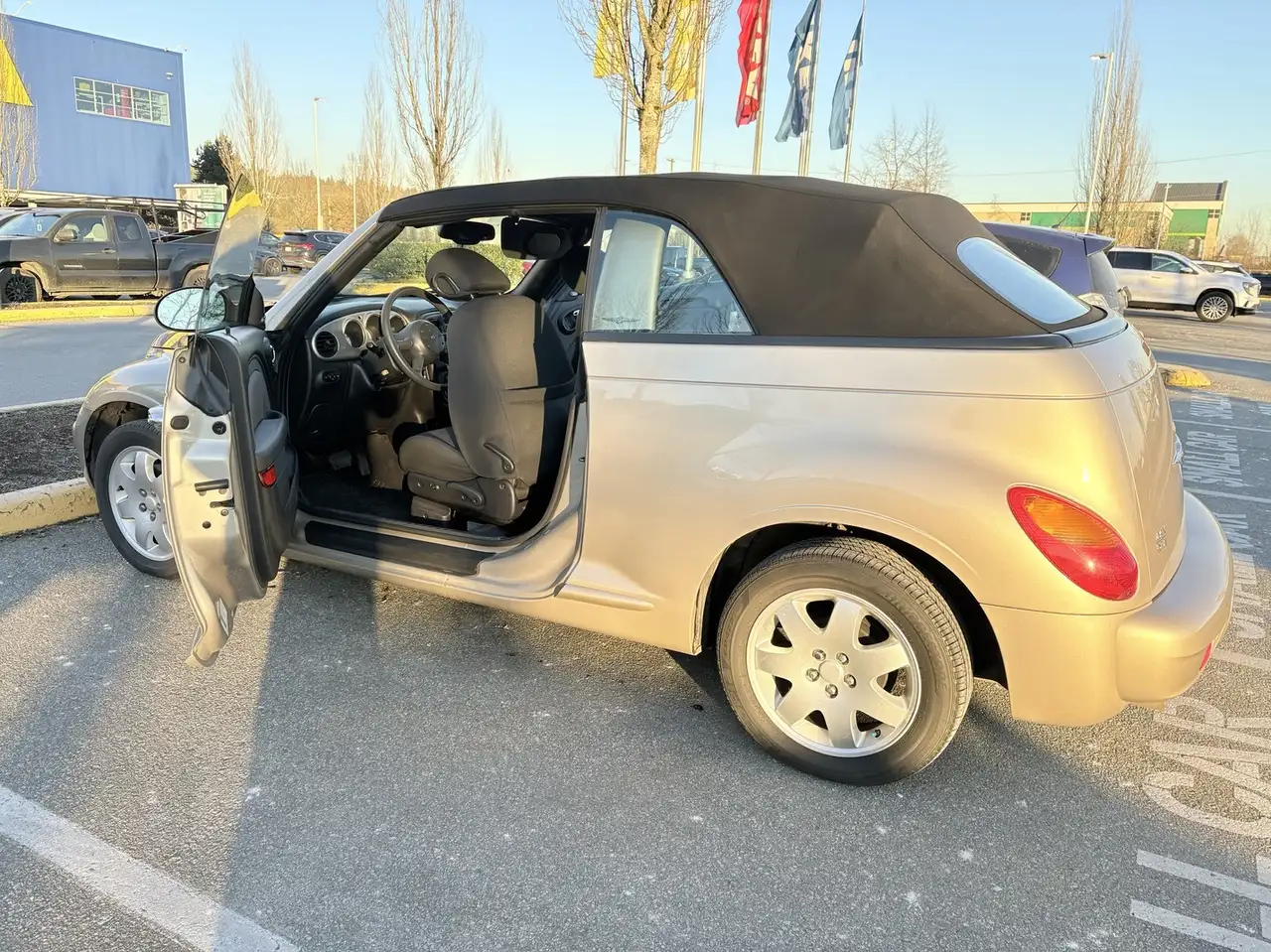 Chrysler PT Cruiser снимка Chrysler PT Cruiser
