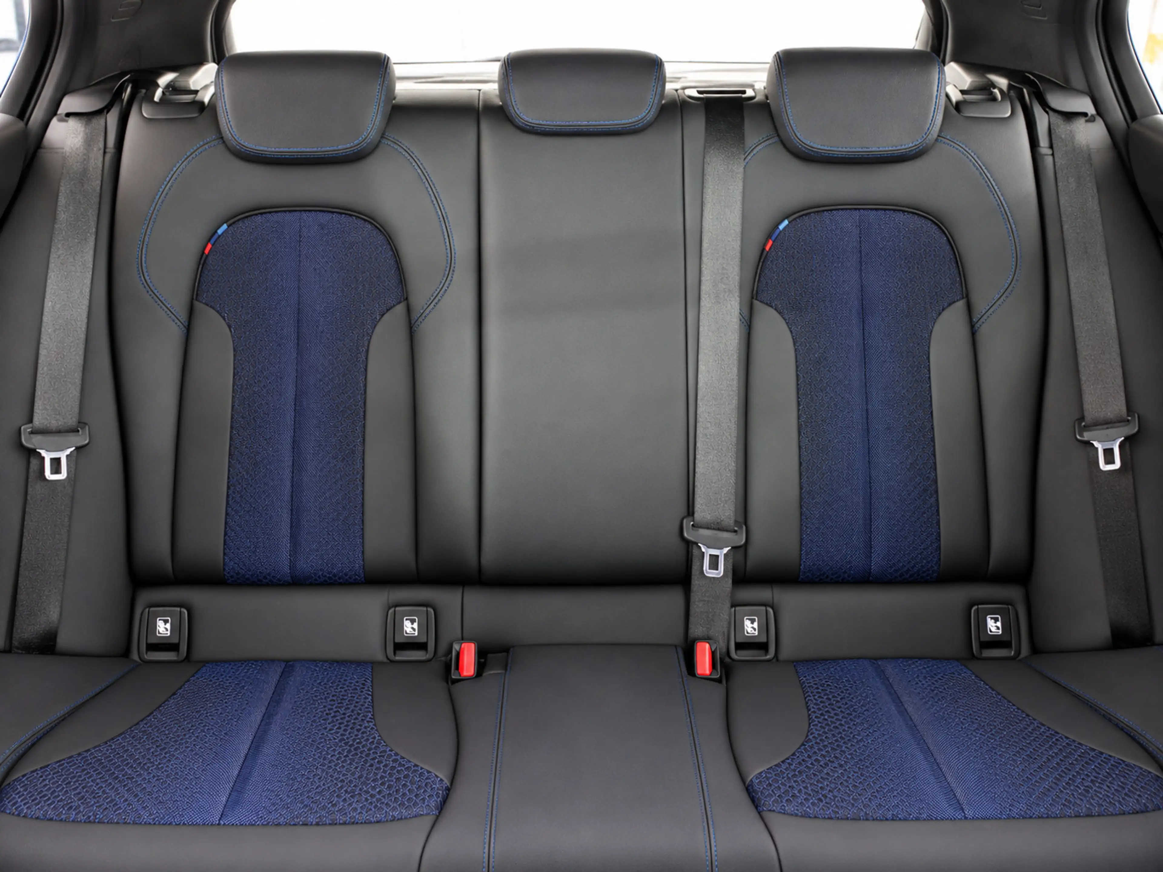 BMW 118 1-serie 118i | M Sport | Panoramadak | Apple CarPl — photo 24