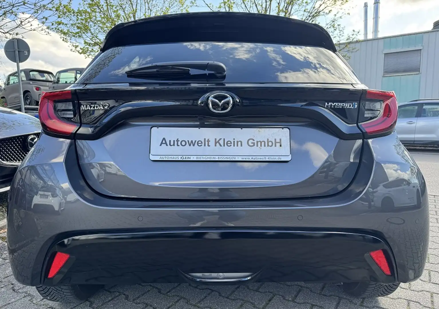 Mazda 2 Hybrid 1.5L VVT-i 116 PS AT FWD Grau - 2