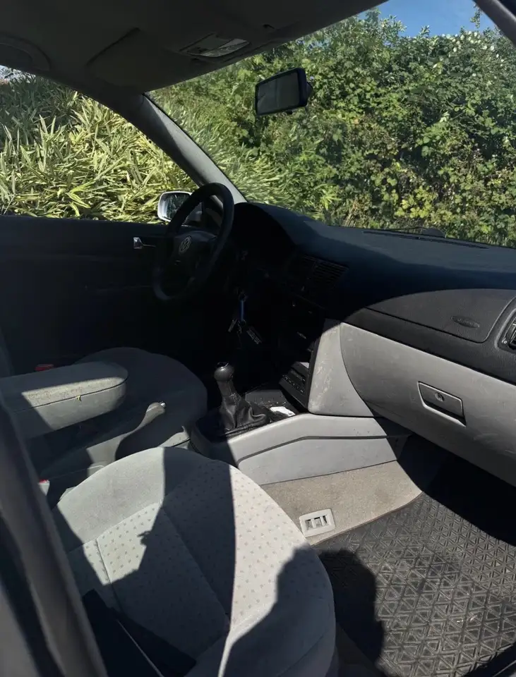 Volkswagen Golf 1.6SR Zahnriemen/inspektion Neu Tüv Bis 27, foto 4
