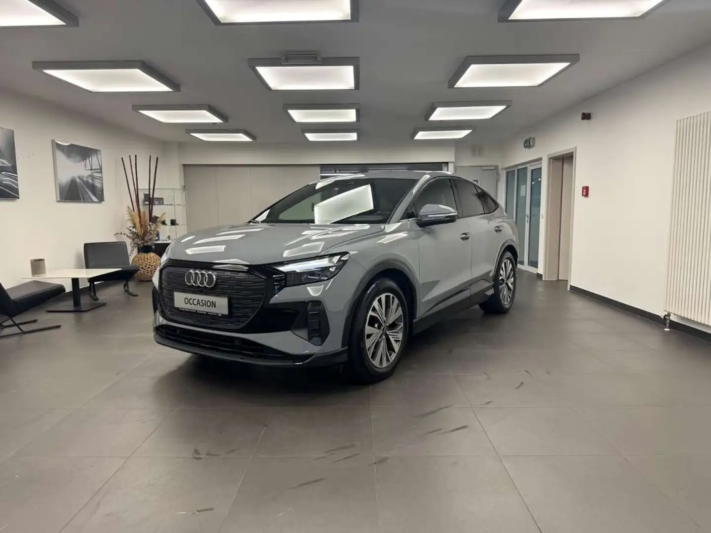 Audi Q4 e-tron Sportback 35 e-tron Grijs - 1